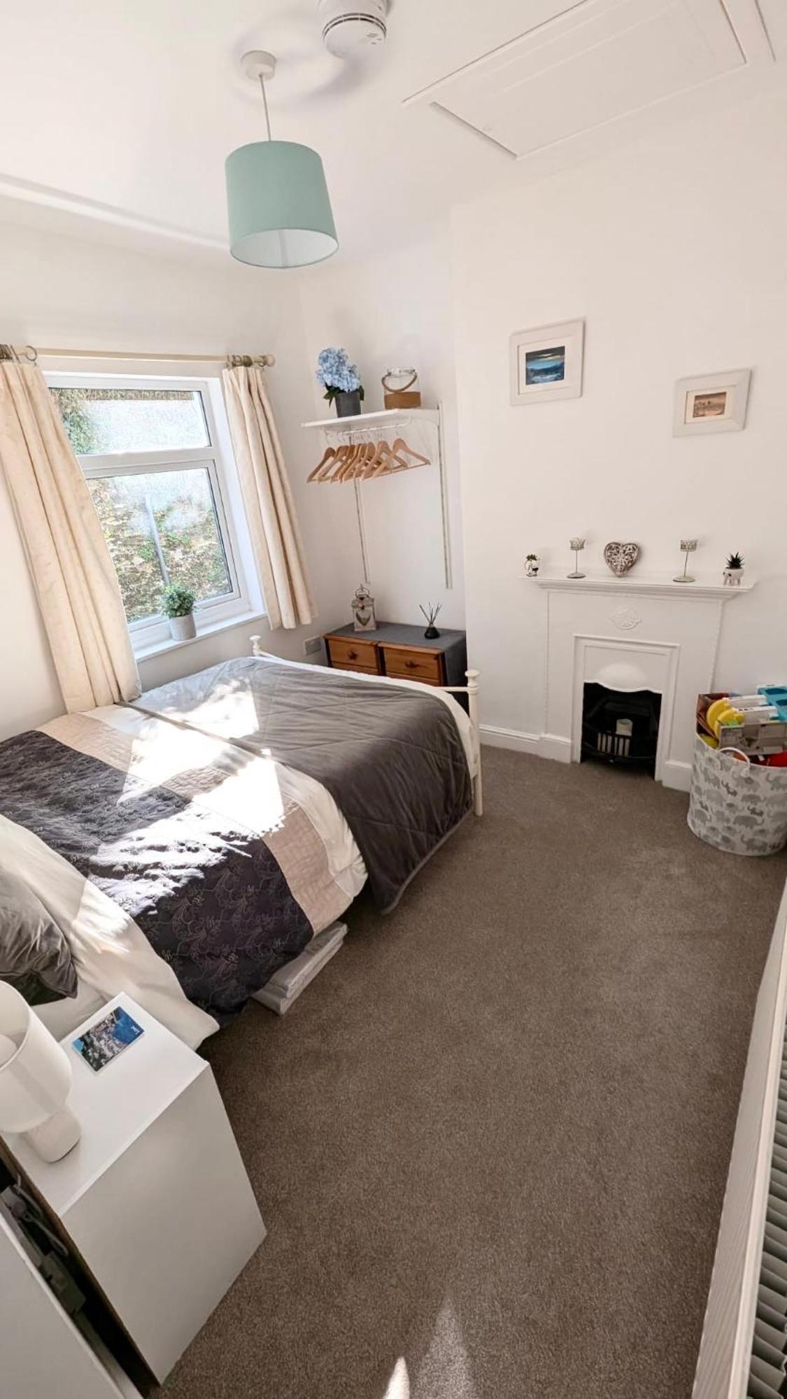 The Hillocks, Looe - Two Bedroom House With Fabulous Views Of Looe Town And Harbour מראה חיצוני תמונה